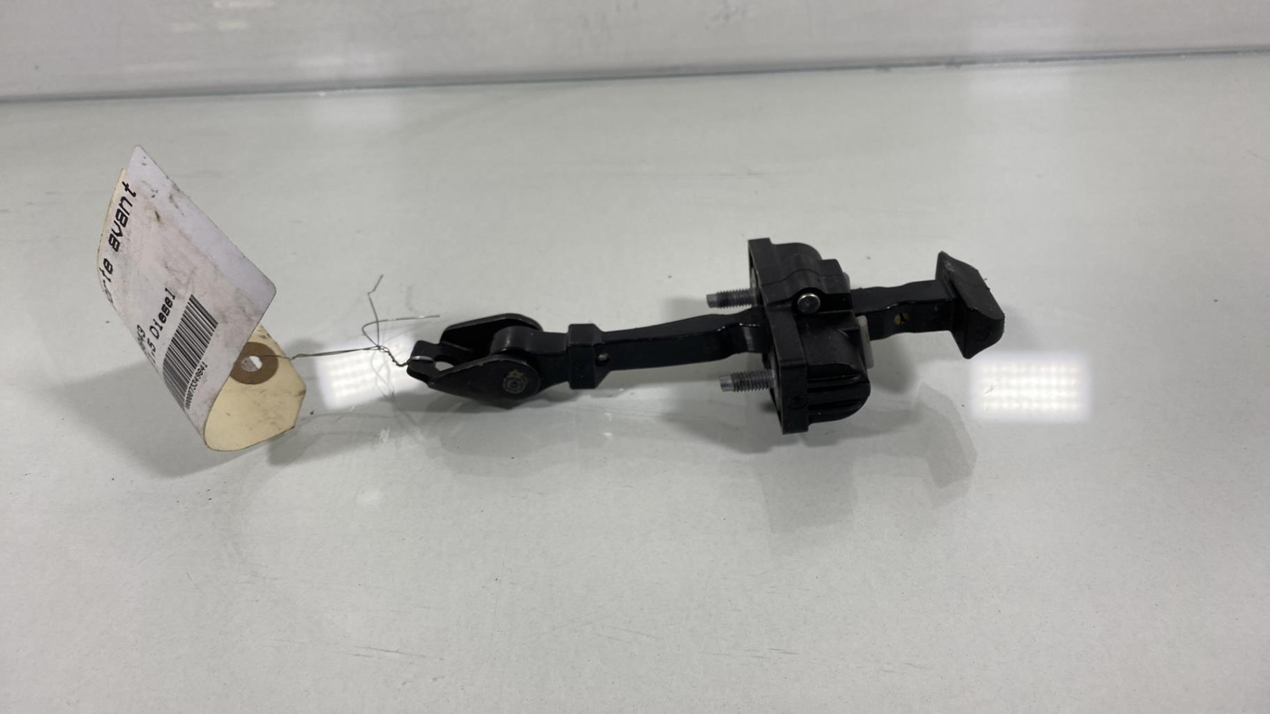 Arresto portiera anteriore destra RENAULT CLIO 4 PHASE 2 Diésel - 1