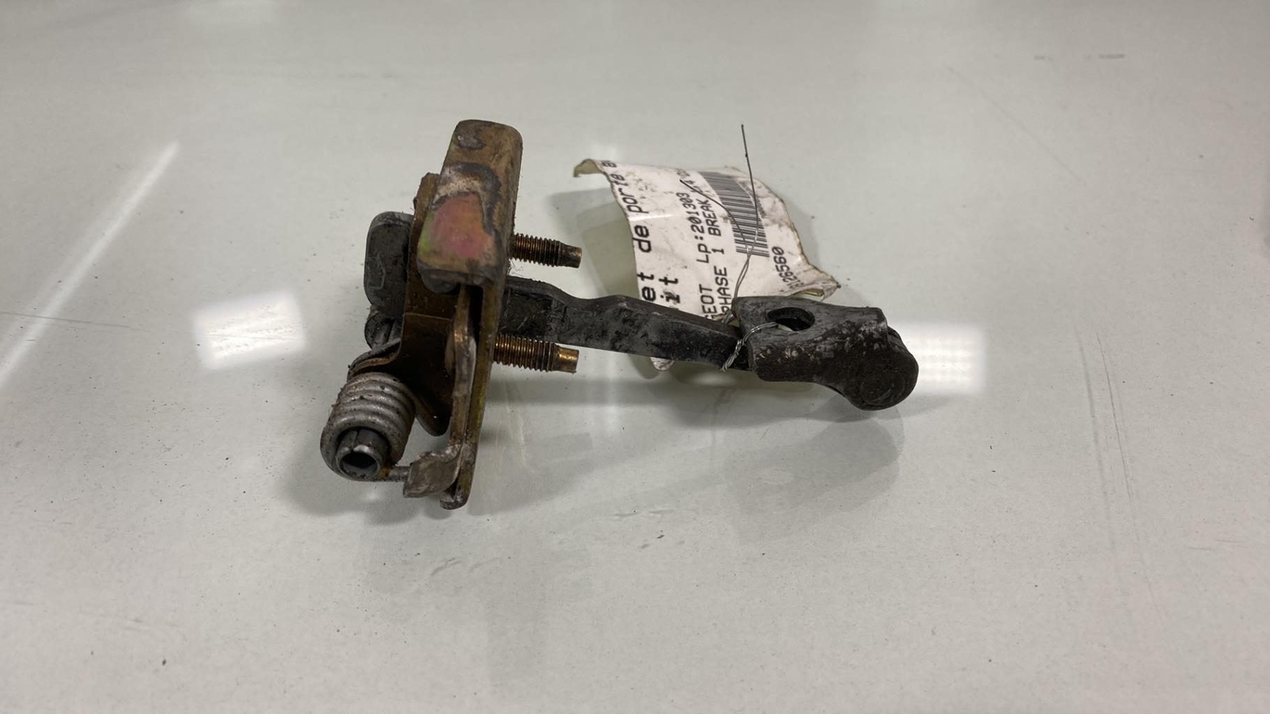 Arresto portiera anteriore destra PEUGEOT 307 PHASE 1 BREAK Diésel - 1