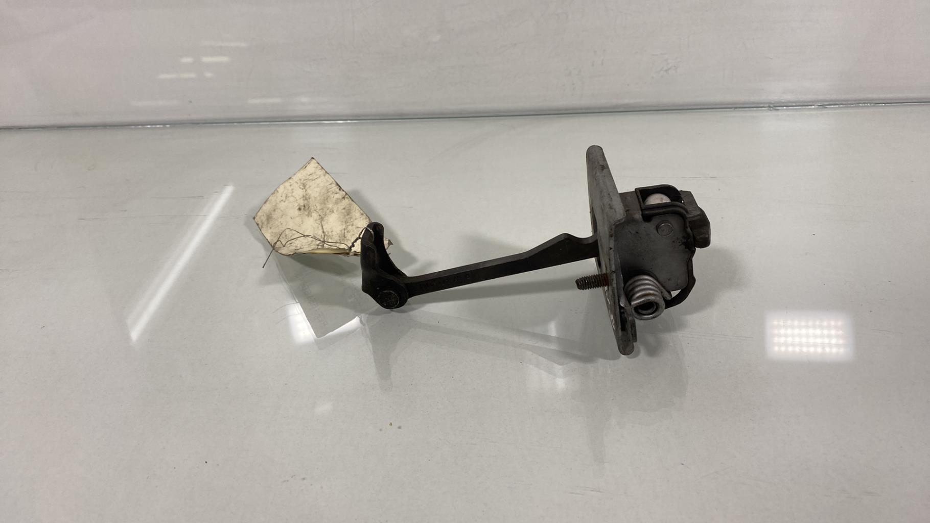 Arresto portiera anteriore destra PEUGEOT 308 1 PHASE 1 Diésel - 1