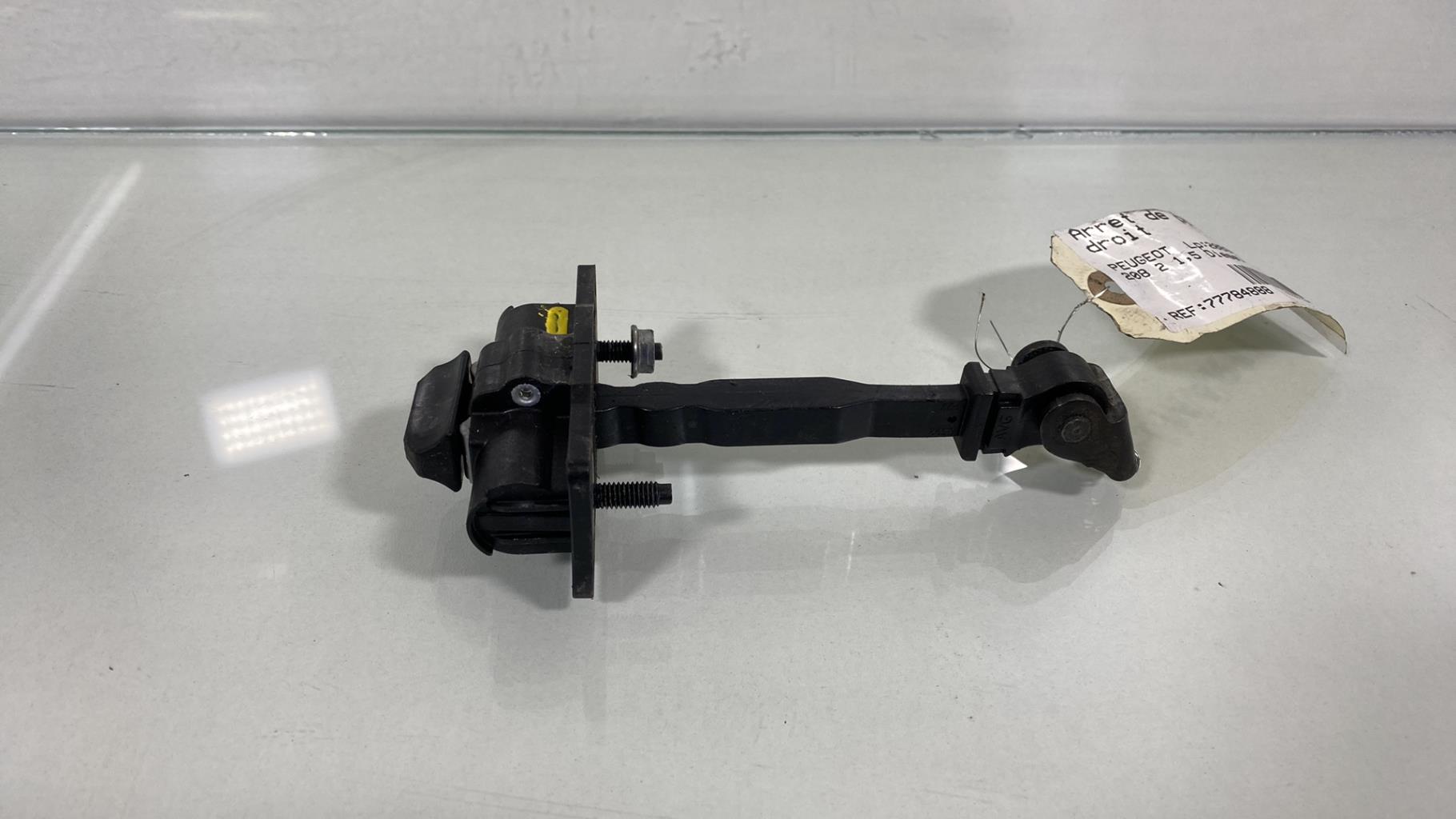 Arresto portiera anteriore destra PEUGEOT 208 2 Diésel - 1