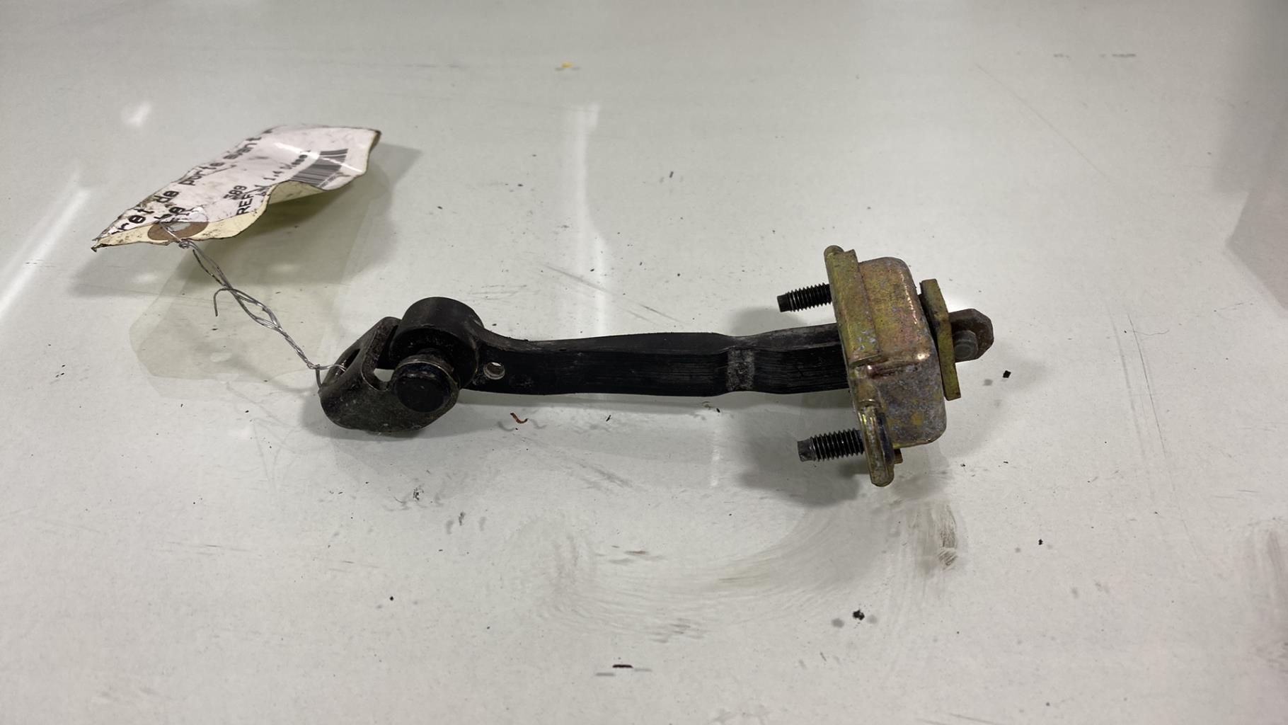 Arresto portiera anteriore sinistra FORD FIESTA 5 PHASE 1 Diésel - 1