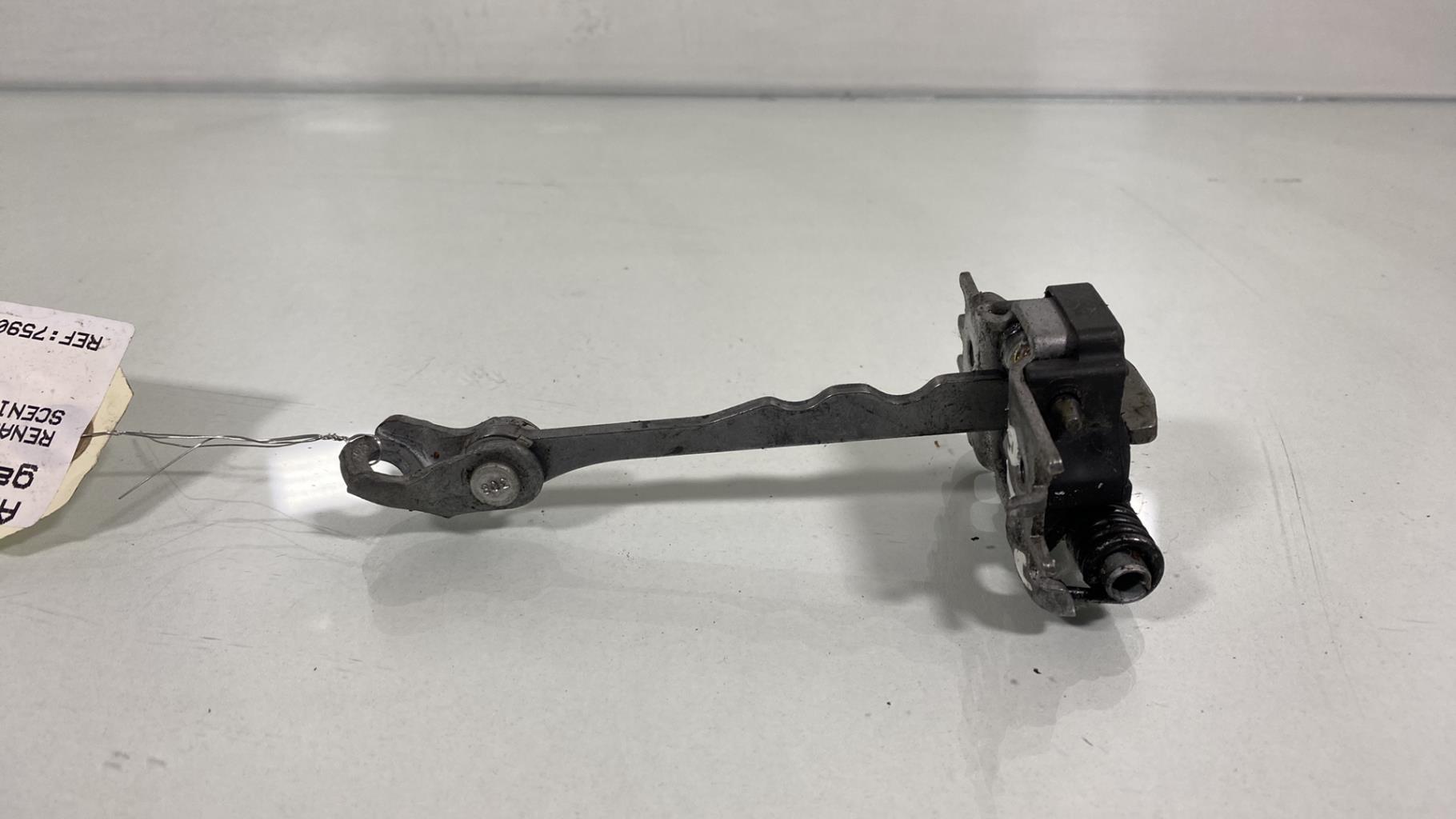 Arresto portiera anteriore sinistra RENAULT SCENIC 3 PHASE 1 Diésel - 1