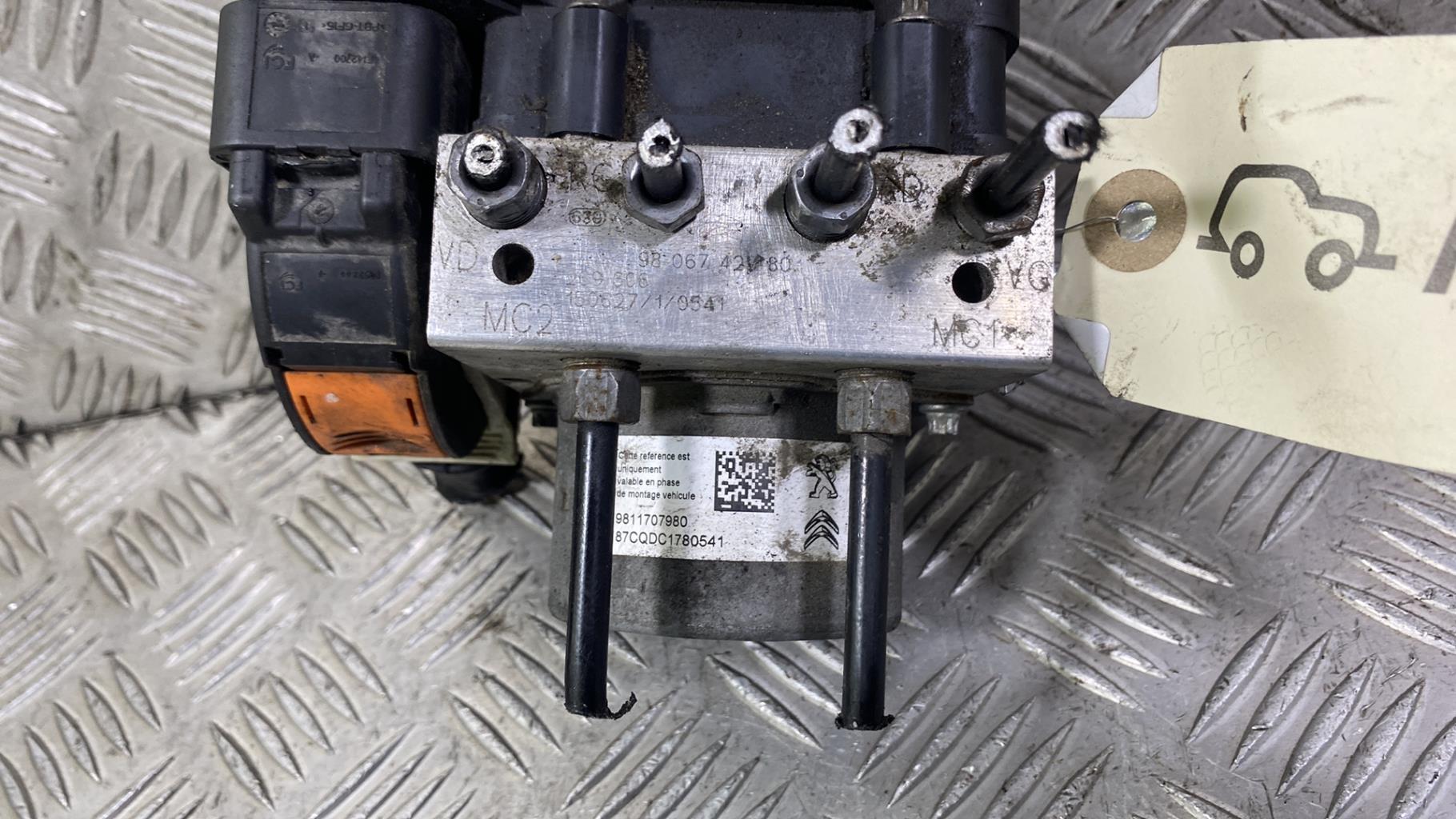Blocco ABS (antibloccaggio freni) PEUGEOT 308 2 PHASE 1 Gasolina - 1