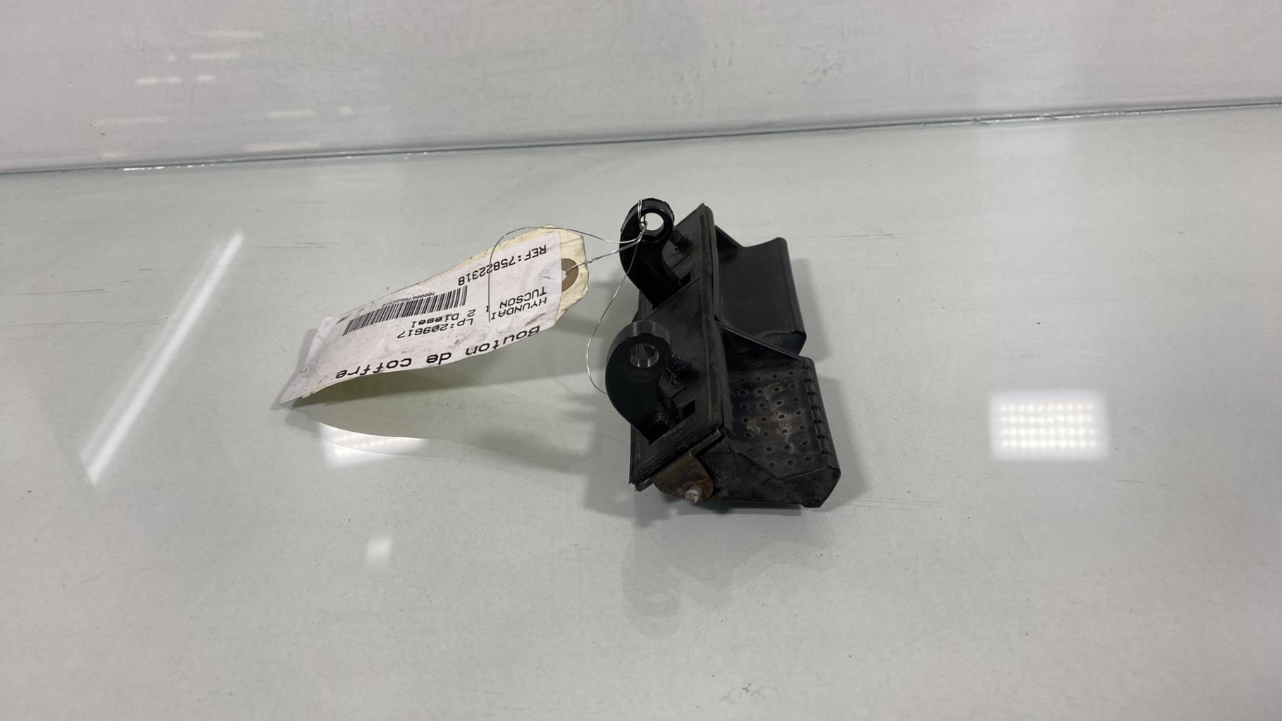 Pulsante del bagagliaio HYUNDAI TUCSON 1 Diésel - 1