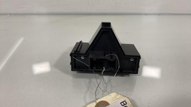 Bouton de warning OPEL CORSA D PHASE 2 Diesel - 1