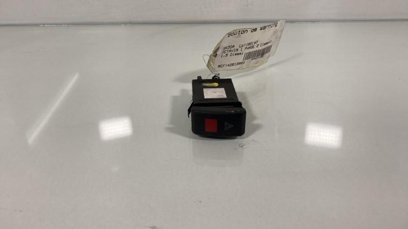 Bouton de warning SKODA OCTAVIA 1 PHASE 2 Diesel - 1
