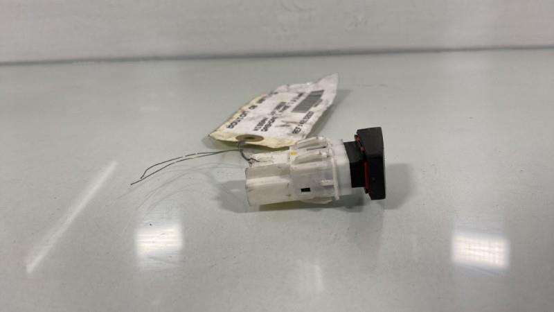 Interruttore luci emergenza NISSAN QASHQAI 1 PHASE 1 Diésel - 1