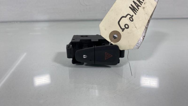 Bouton de warning DACIA LODGY PHASE 1 Diesel - 1