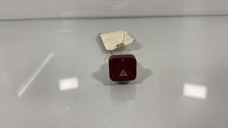 Bouton de warning CITROEN C5 1 PHASE 2 Diesel - 1