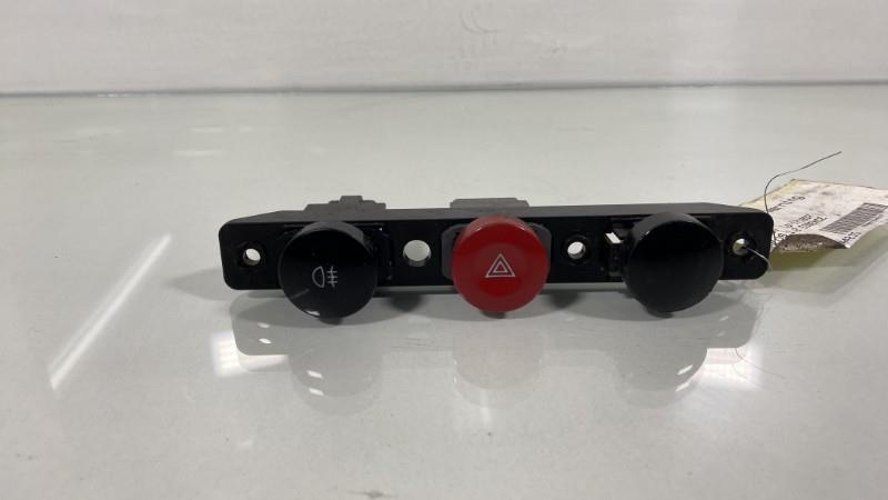 Bouton de warning DAEWOO KALOS Essence - 1
