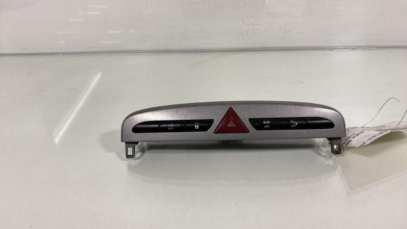 Interruttore luci emergenza PEUGEOT 308 1 PHASE 1 Diésel - 1