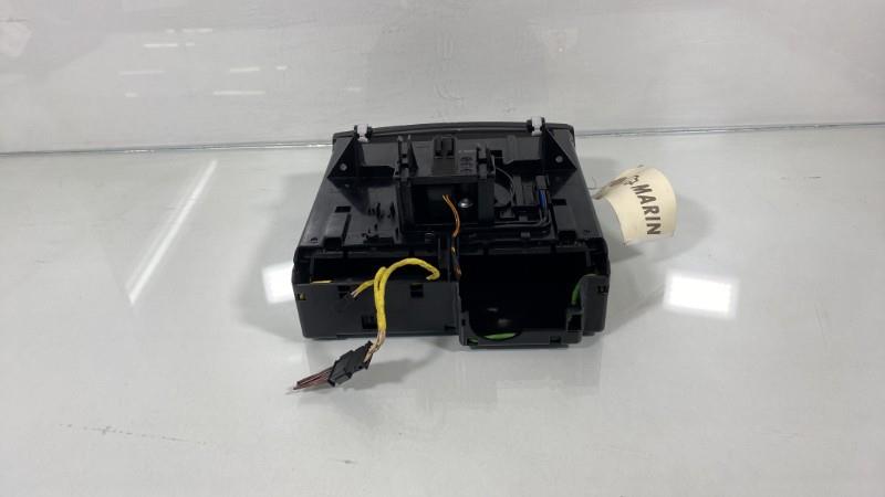 Bouton de warning MERCEDES CLASSE E 211 PHASE 1 Diesel - 1