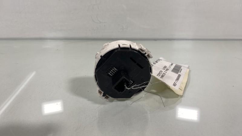 Interruttore luci emergenza TOYOTA YARIS 3 PHASE 1 Diésel - 1