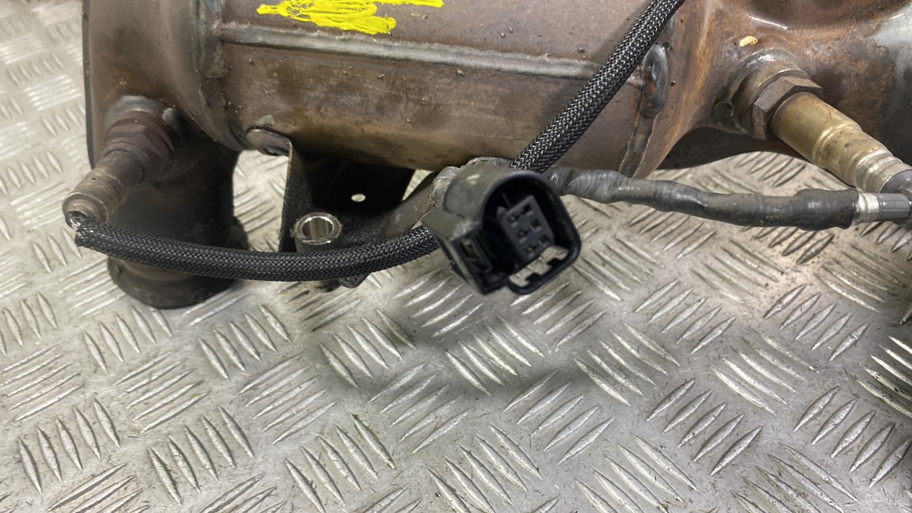 Catalyseur (echappement) MINI MINI 2 R55 CLUBMAN PHASE 1 BREAK Essence - 1