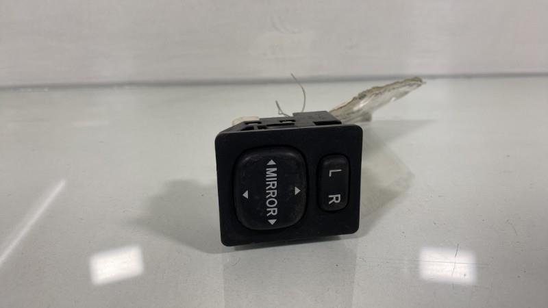 Commande retroviseurs TOYOTA COROLLA VERSO 2 PHASE 1 Diesel - 1