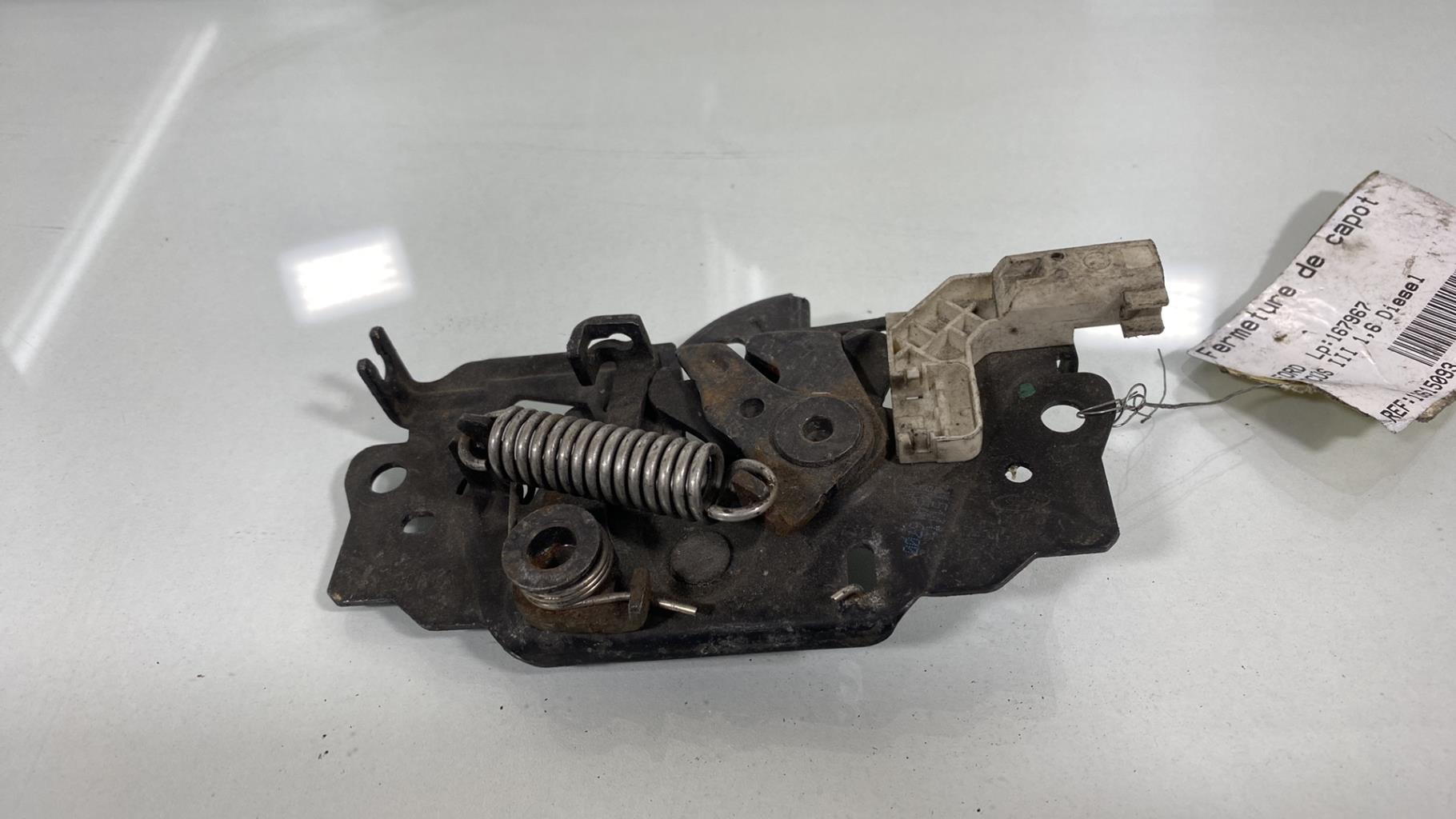 Fermeture de capot FORD FOCUS 3 PHASE 1 Diesel - 1