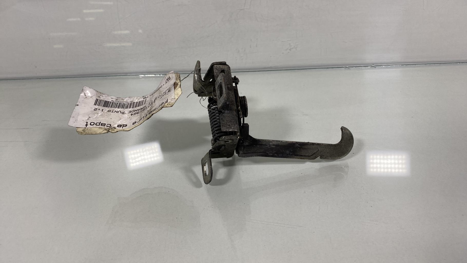 Chiusura cofano FIAT GRANDE PUNTO  - 1
