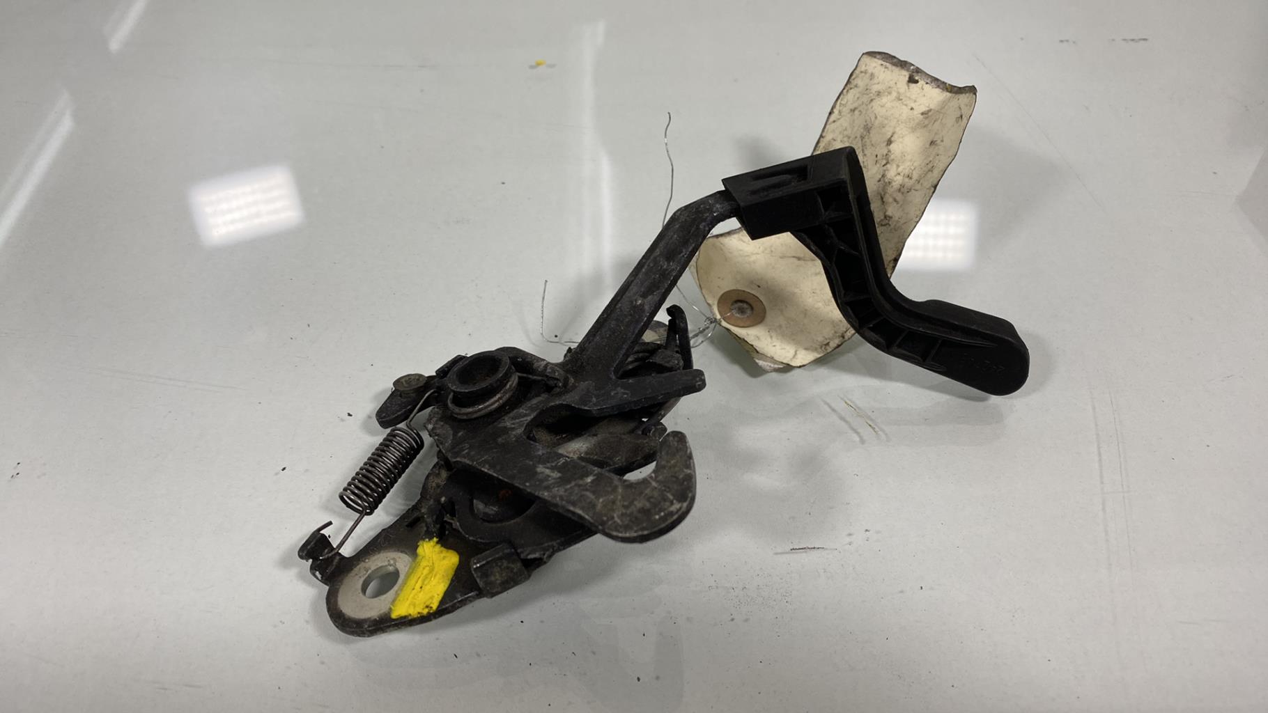 Fermeture de capot PEUGEOT 207 PHASE 1 Diesel - 1