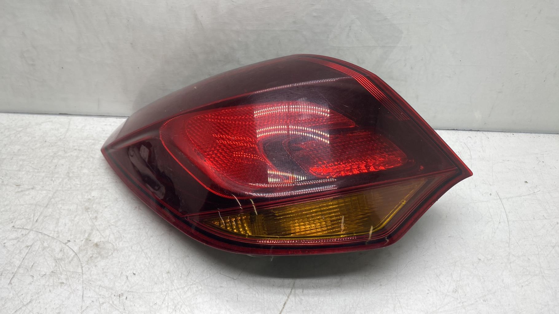 Fanale posteriore principale sinistro (luci) OPEL ASTRA J PHASE 1 Diésel - 1
