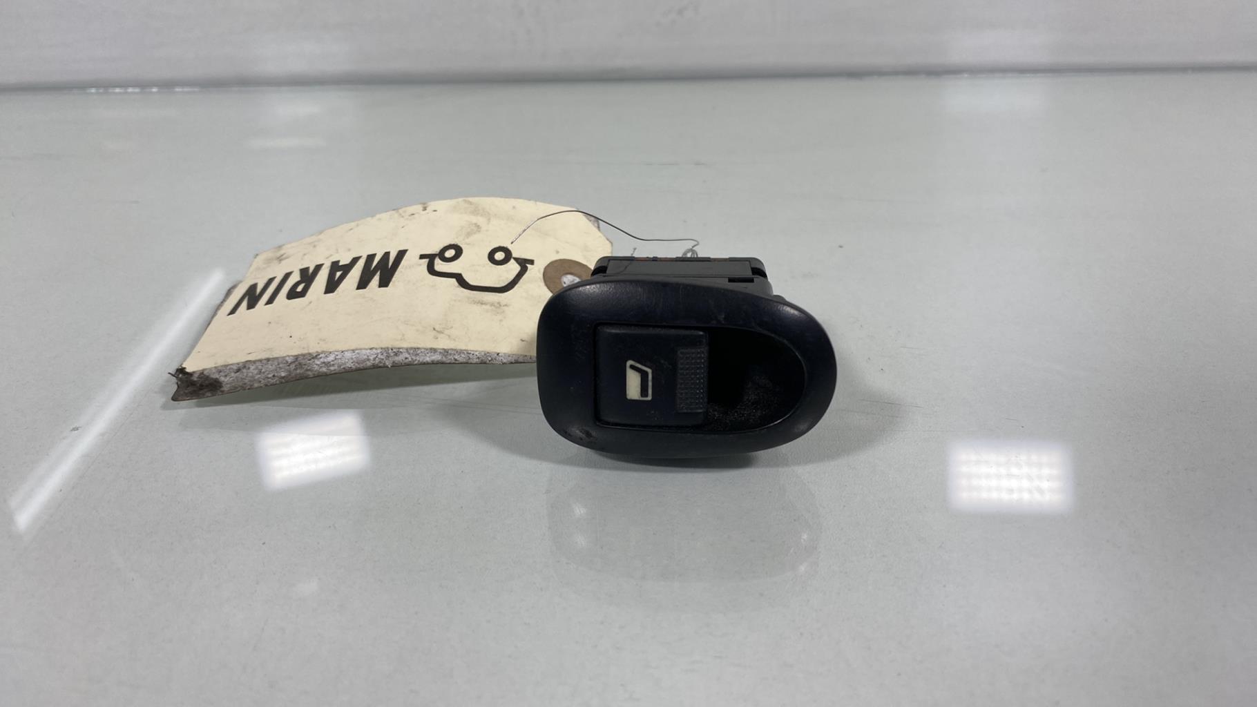Interruttore lavacristalli posteriore destro CITROEN C3 PLURIEL PHASE 1 CABRIOLET Gasolina - 1