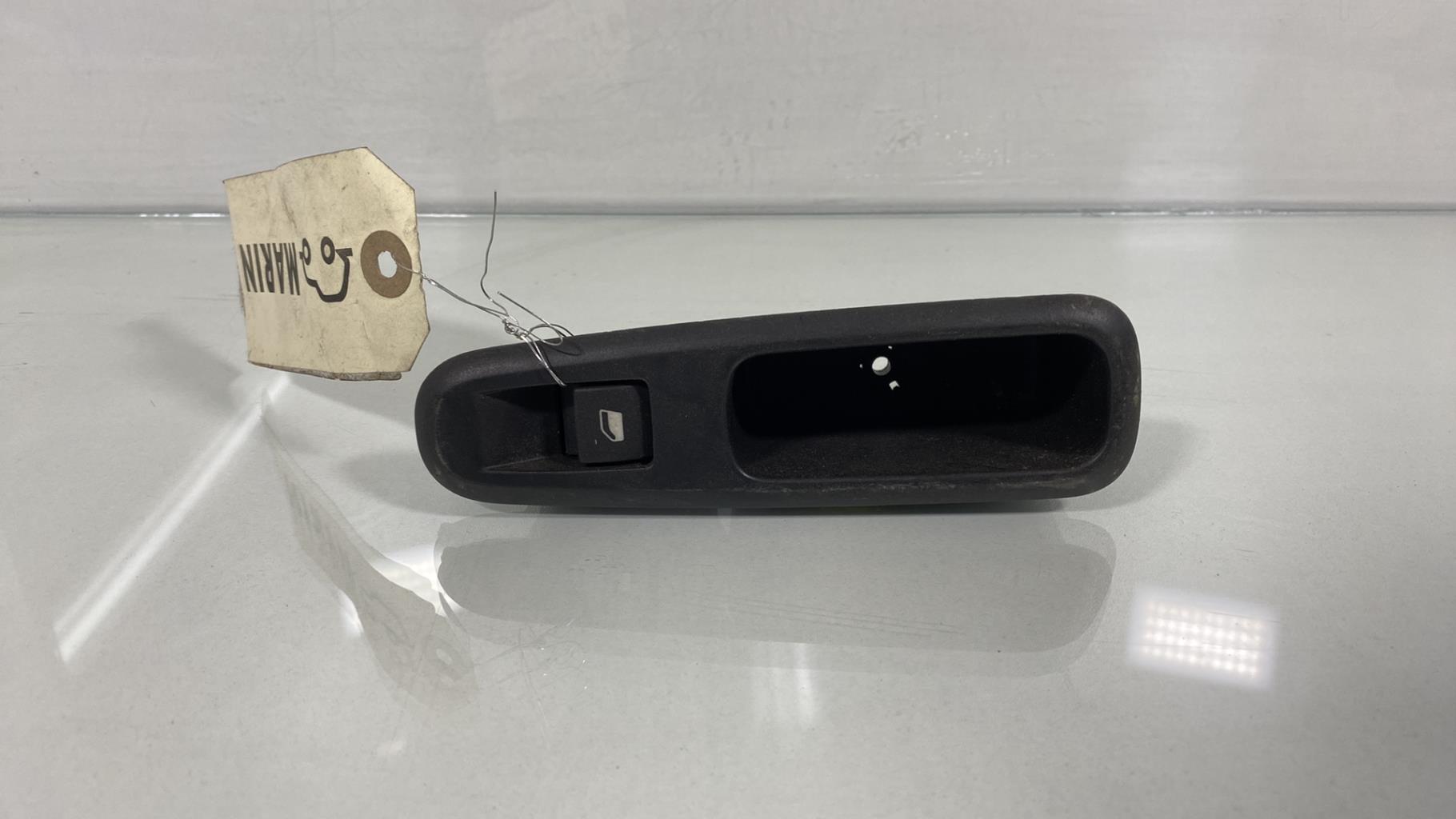 Interruttore lavacristalli posteriore destro PEUGEOT 3008 1 PHASE 2  - 1