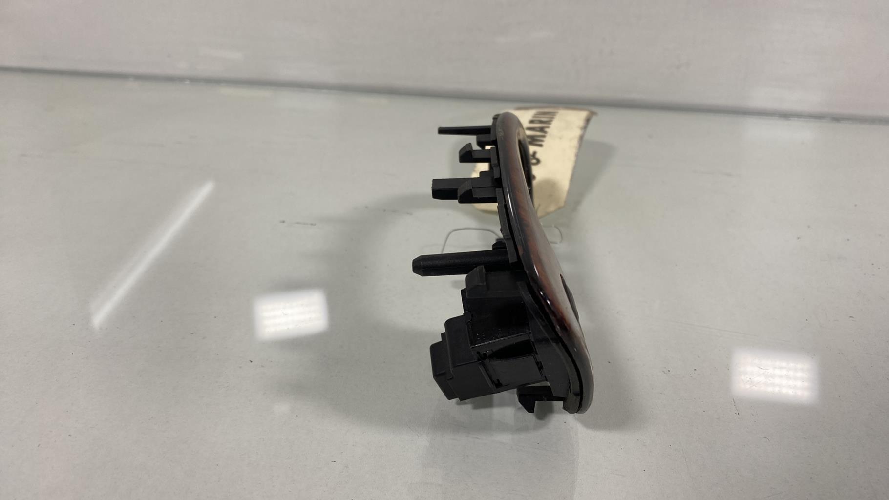 Interruttore lavacristalli posteriore destro PEUGEOT 607 PHASE 2 Diésel - 1