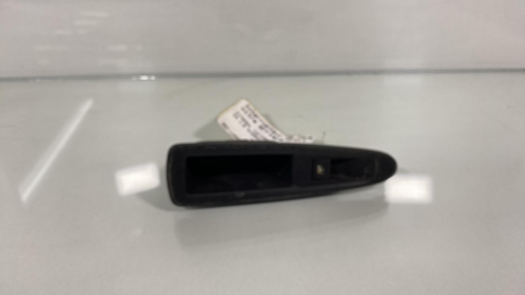 Interruttore lavacristalli posteriore destro CITROEN C4 1 PHASE 1 Diésel - 1