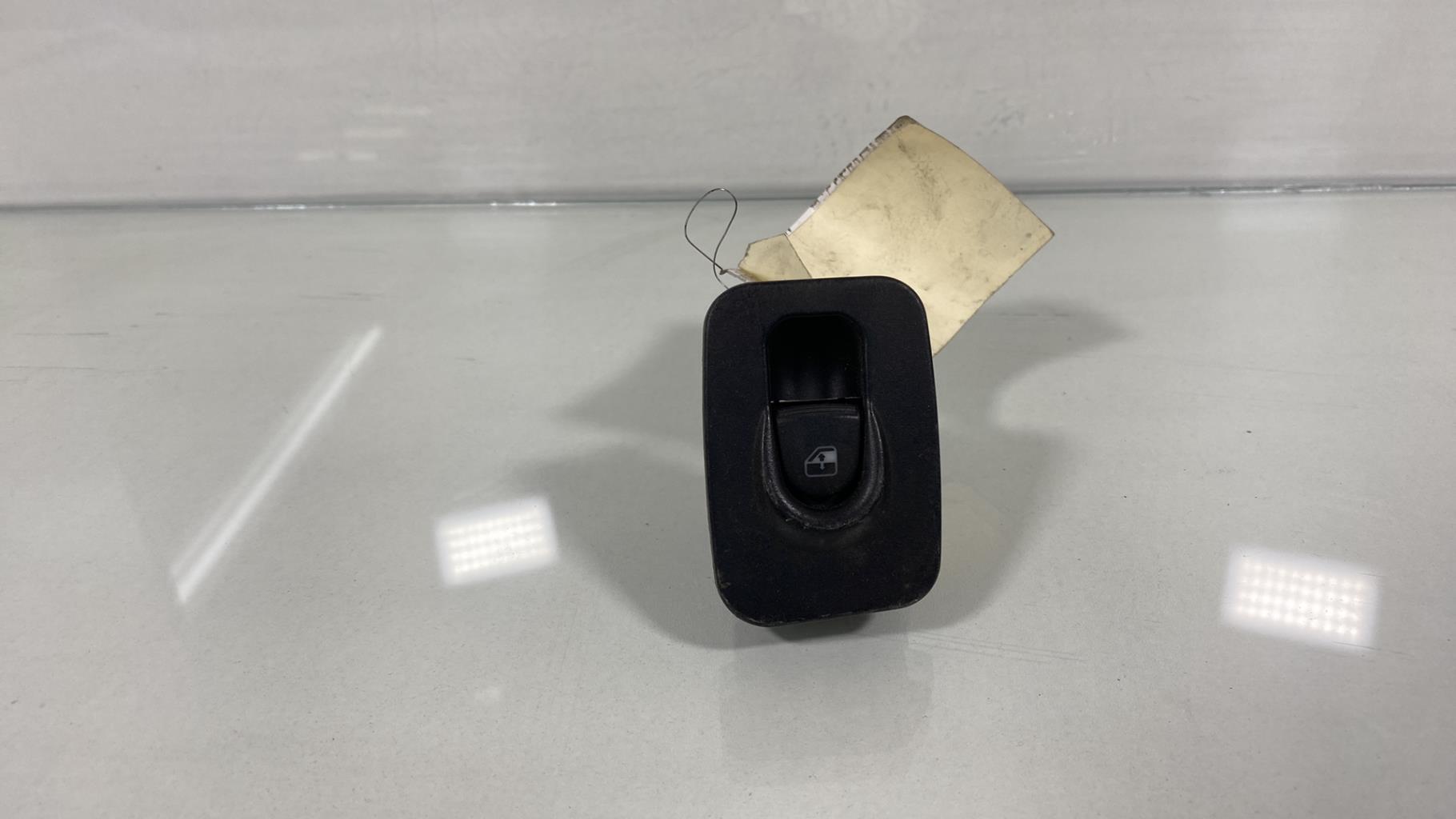 Interruttore lavacristalli anteriore destro LANCIA YPSILON 4 PHASE 1 Diésel - 1