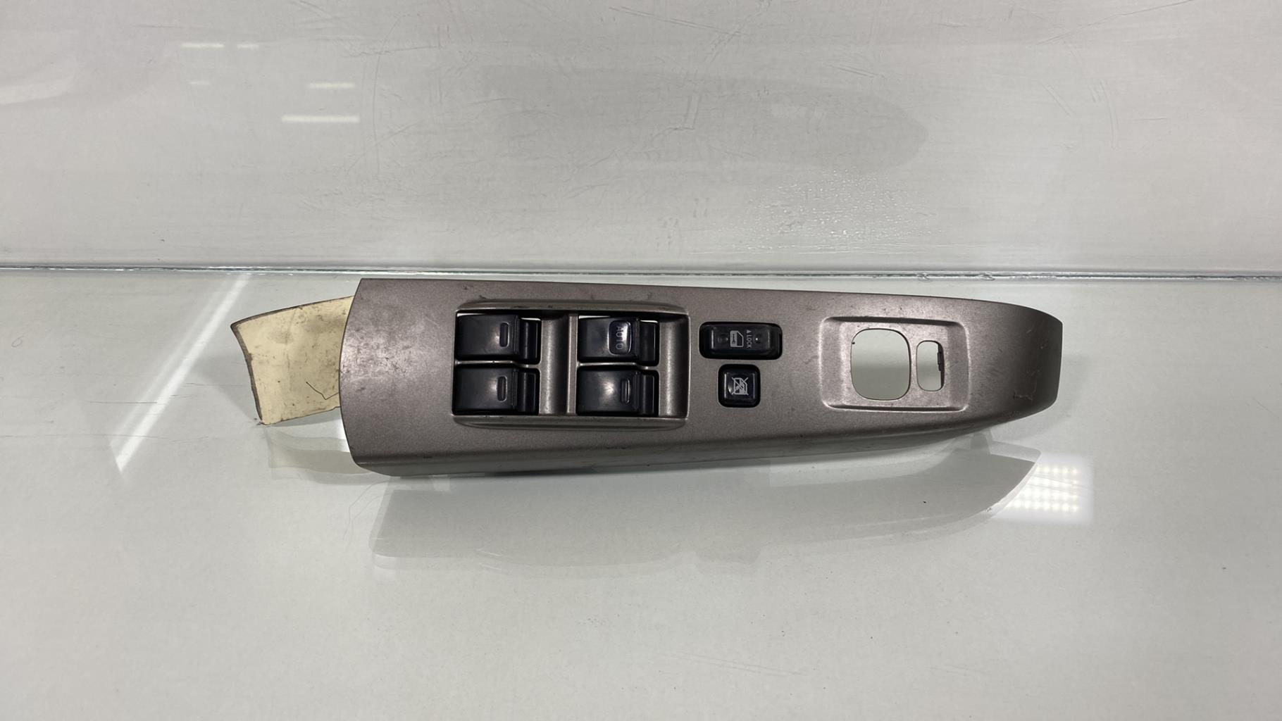 Interruttore lavacristalli anteriore sinistro TOYOTA PRIUS 2 Gasolina/Híbrido - 1