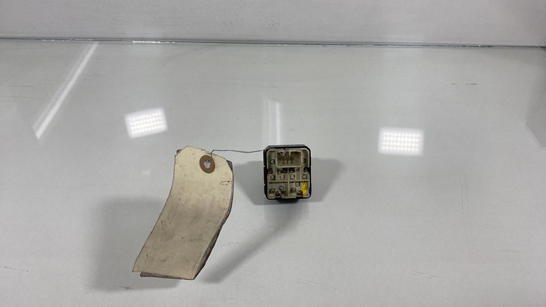 Interruttore lavacristalli anteriore sinistro CHEVROLET AVEO 1 Gasolina - 1