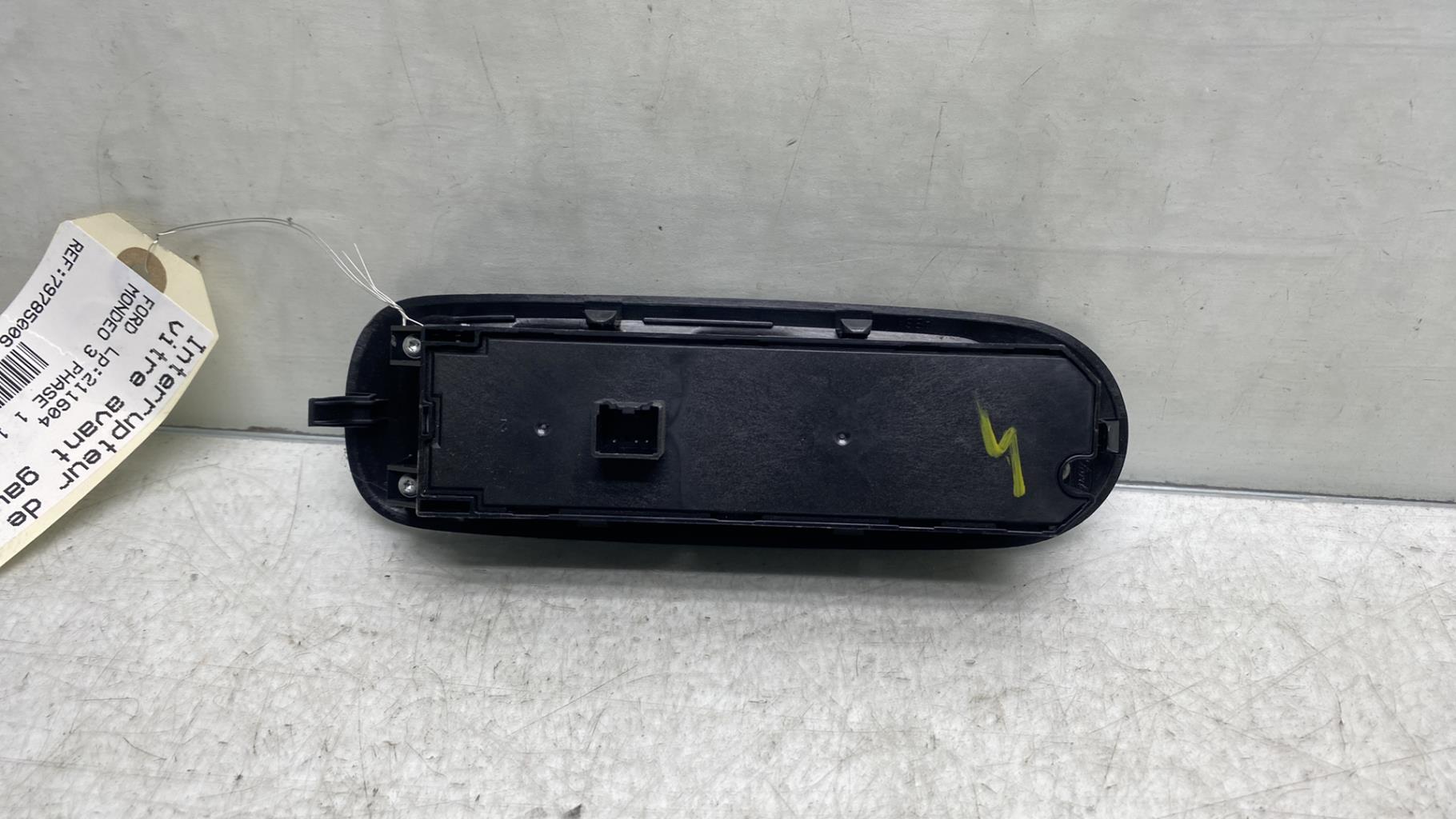 Interruttore lavacristalli anteriore sinistro FORD MONDEO 3 PHASE 1 Diésel - 1