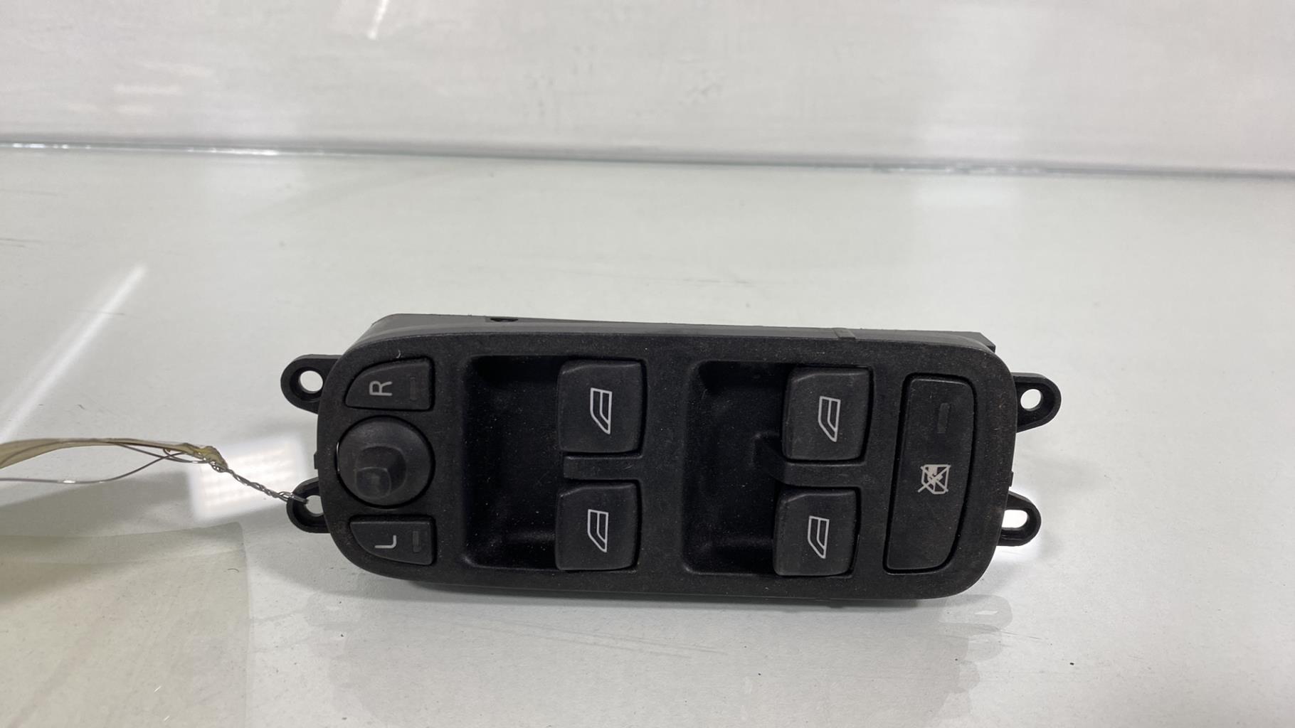 Interruttore lavacristalli anteriore sinistro VOLVO V 50 PHASE 1 BREAK Diésel - 1