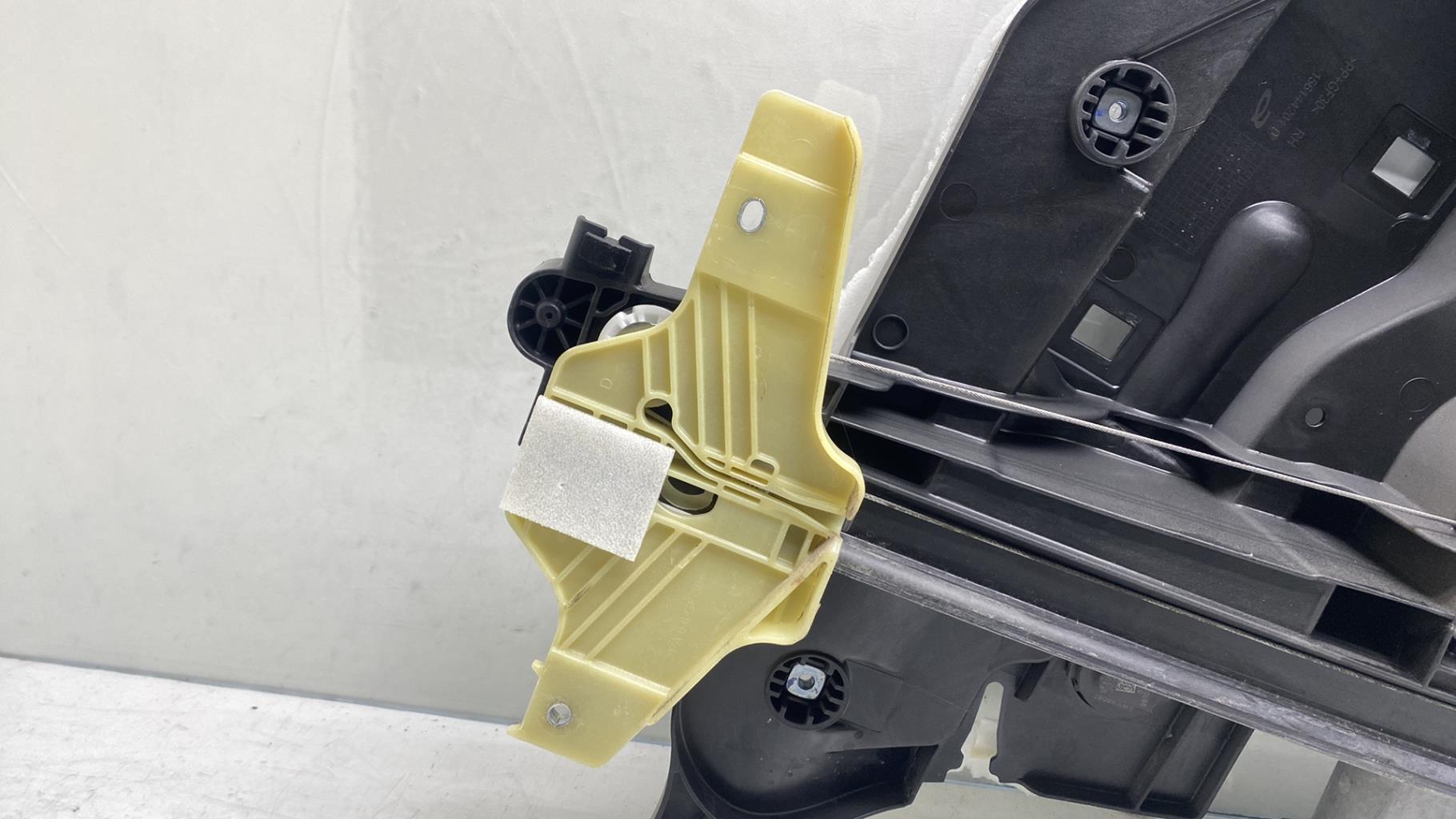 Alzacristalli elettrico anteriore destro PEUGEOT RIFTER Diésel - 1