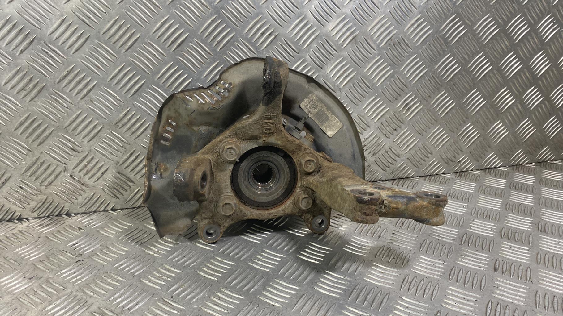 Fuso a snodo anteriore sinistro TOYOTA AURIS 1 PHASE 2 Gasolina/Híbrido - 1