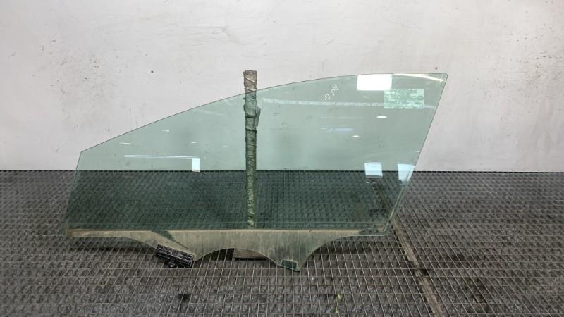 Vitre avant gauche HYUNDAI I 40 PHASE 1 BREAK Diesel - 1