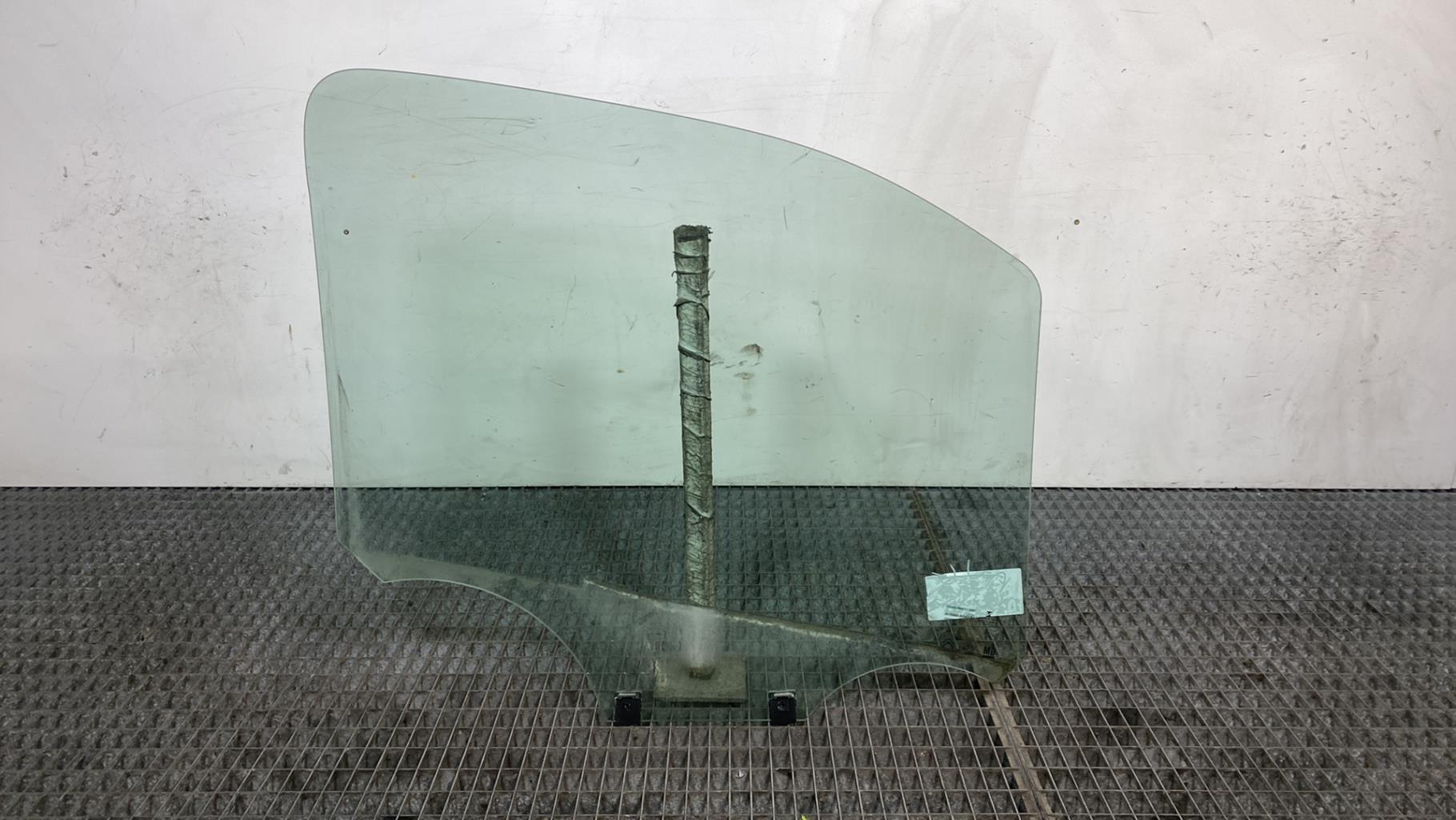Vetro anteriore sinistro PEUGEOT RIFTER Diésel - 1