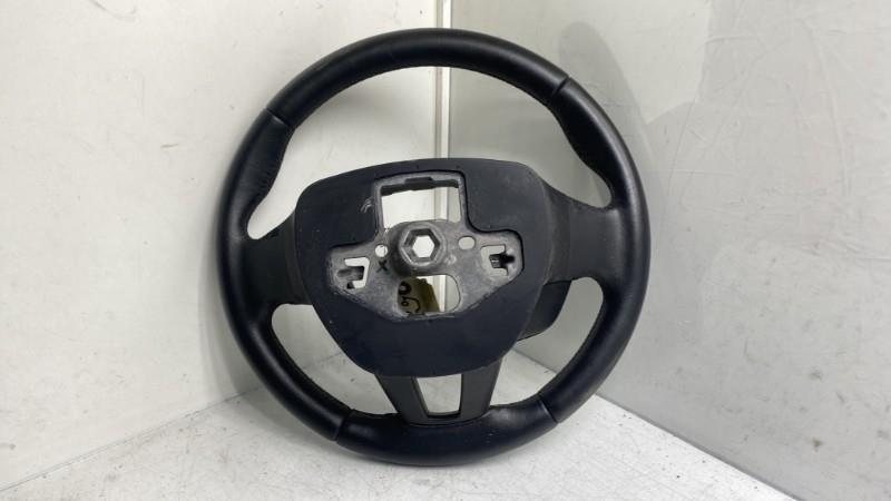 Volant FORD FOCUS 3 PHASE 2 Essence - 1