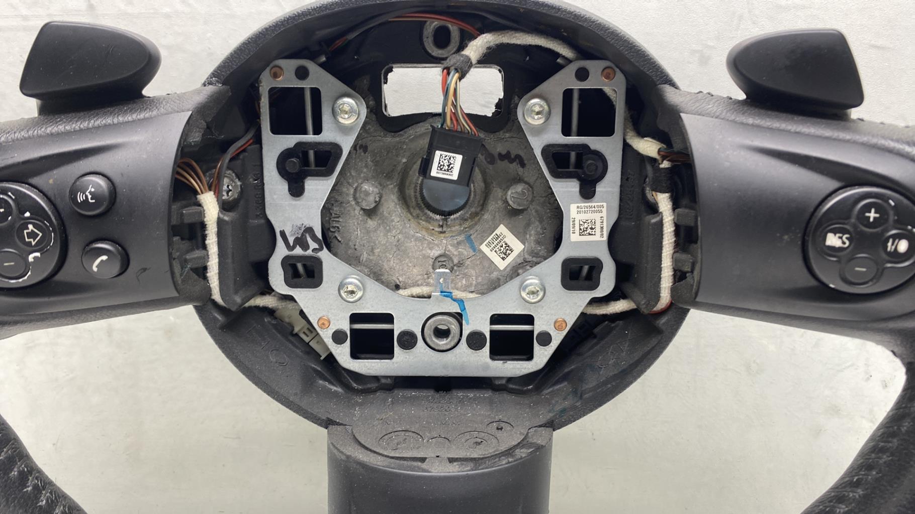 Volant MINI MINI 2 R55 CLUBMAN PHASE 1 BREAK Essence - 1