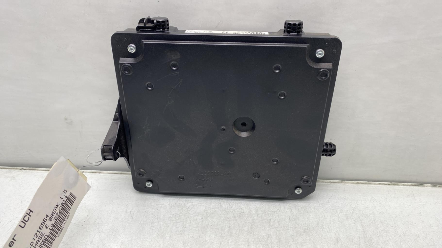 Boitier UCH RENAULT MEGANE 3 PHASE 2 BREAK Diesel - 1
