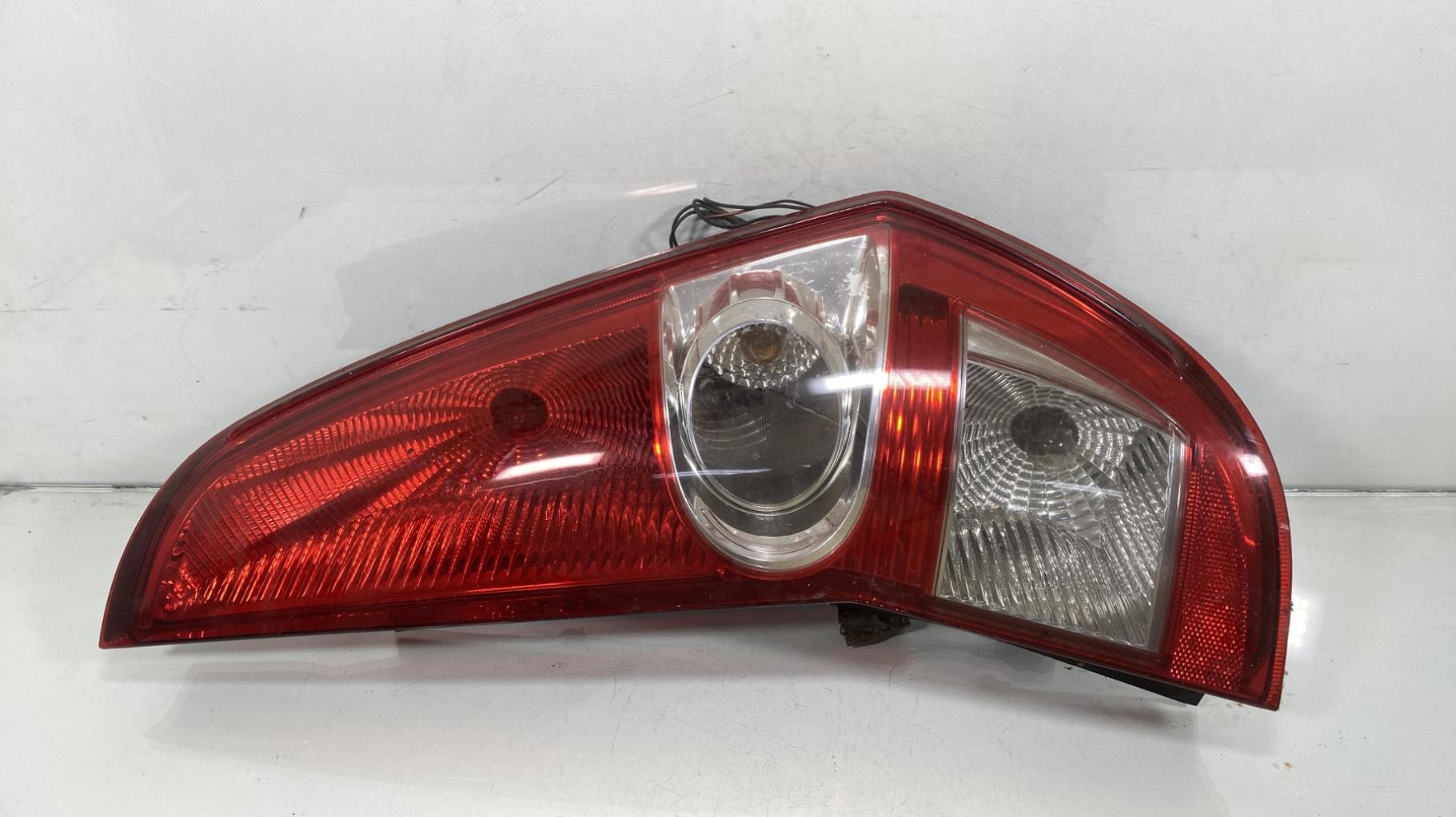 Fanale posteriore principale destro (luci) SUZUKI SPLASH Diésel - 1