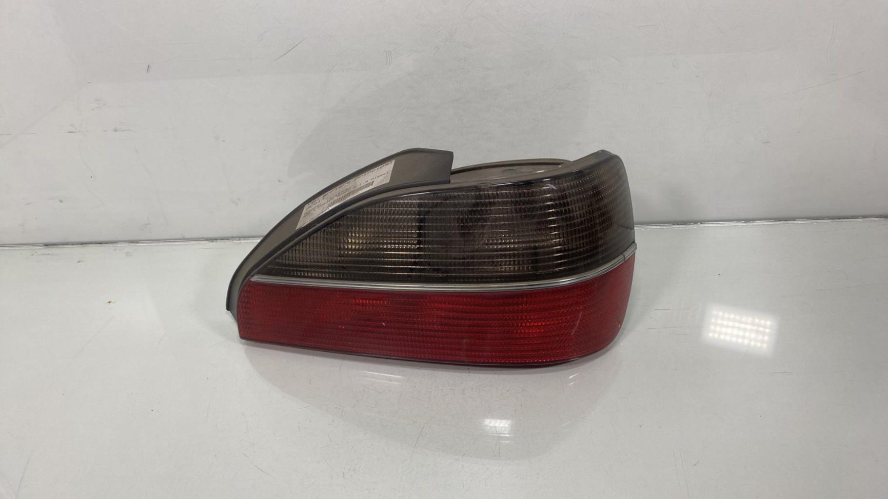 Fanale posteriore principale destro (luci) PEUGEOT 306 PHASE 2 Diésel - 1
