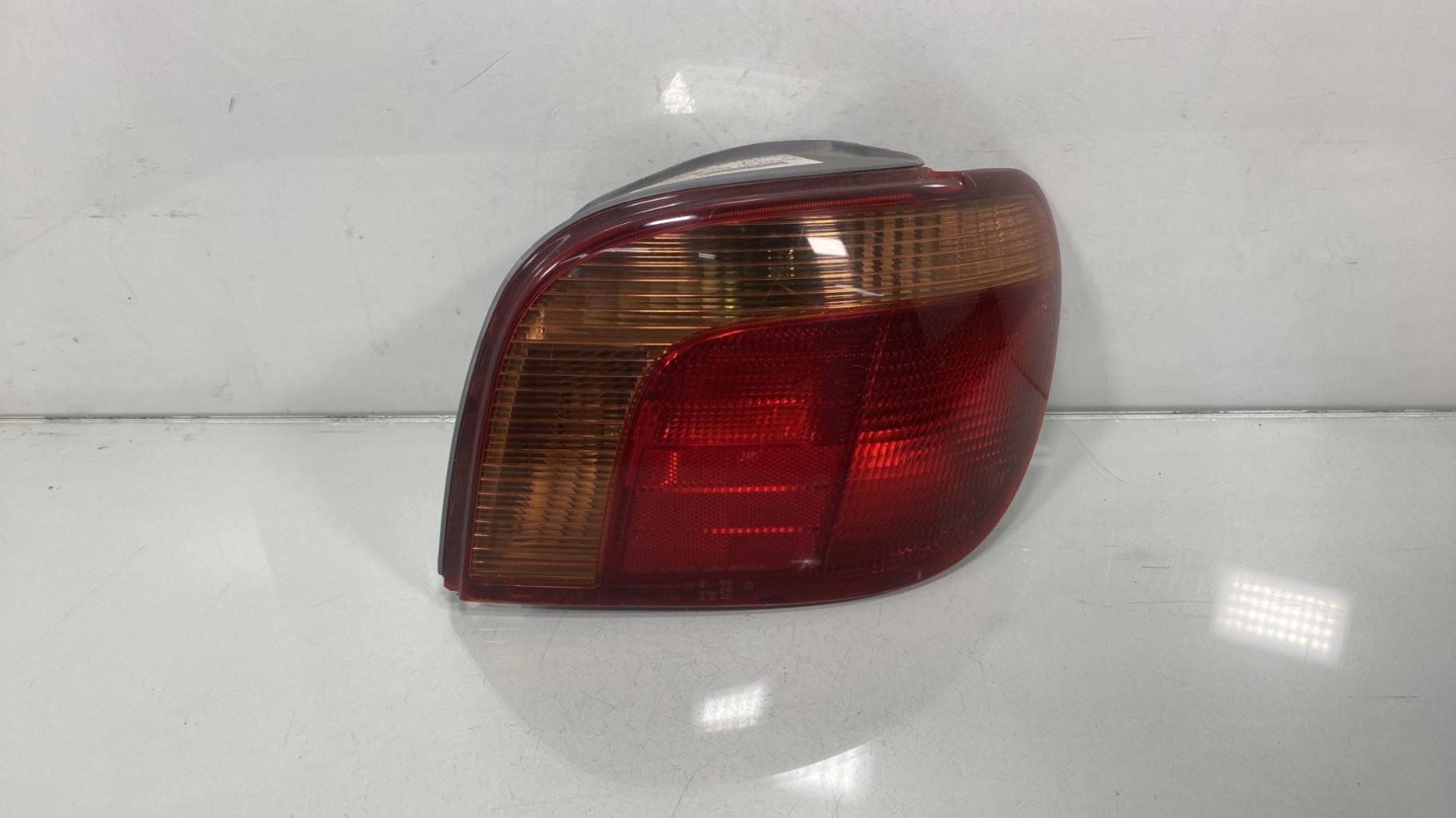 Fanale posteriore principale destro (luci) TOYOTA YARIS 1 PHASE 1 Gasolina - 1