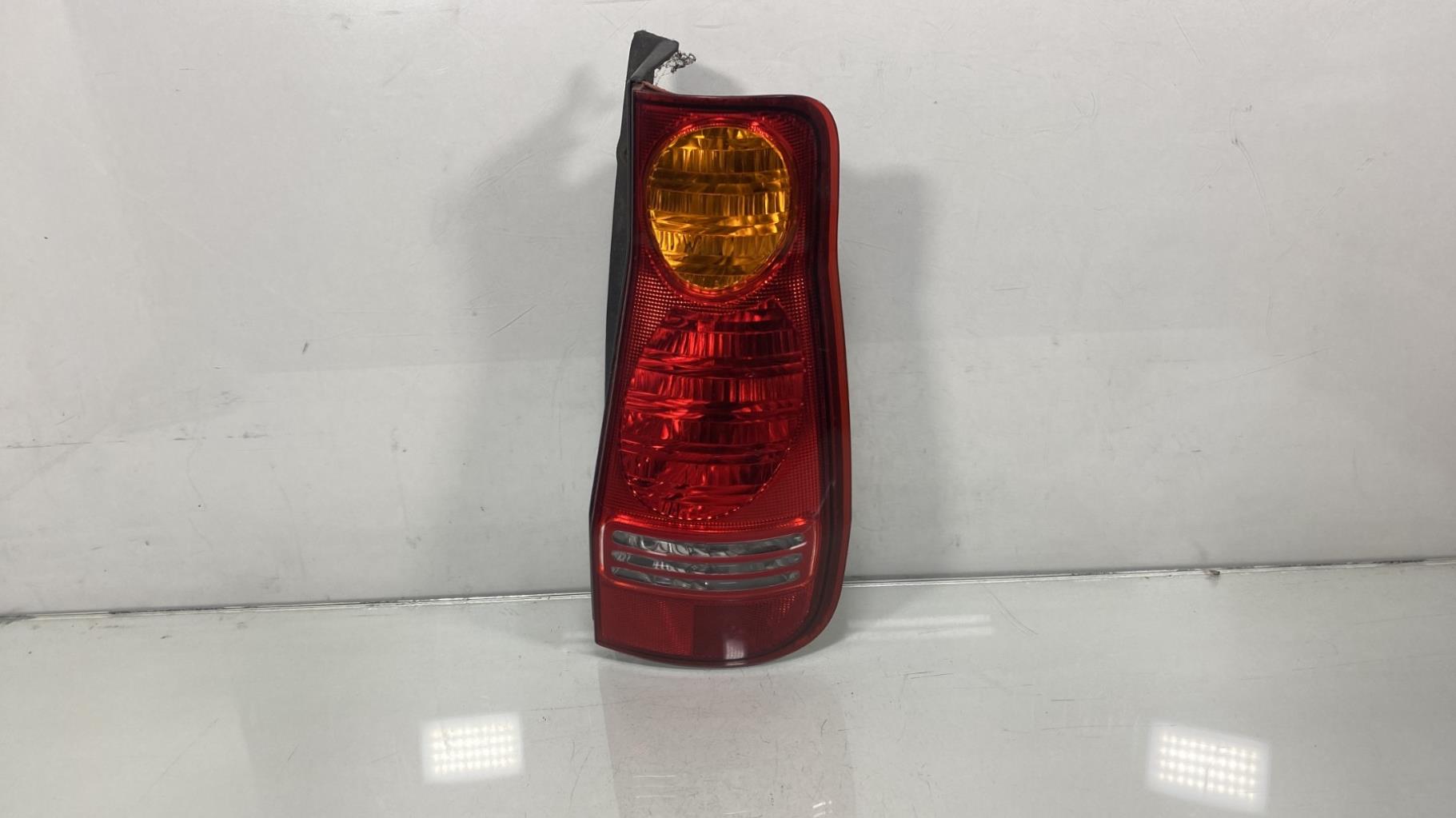 Fanale posteriore principale destro (luci) HYUNDAI MATRIX PHASE 1 Diésel - 1