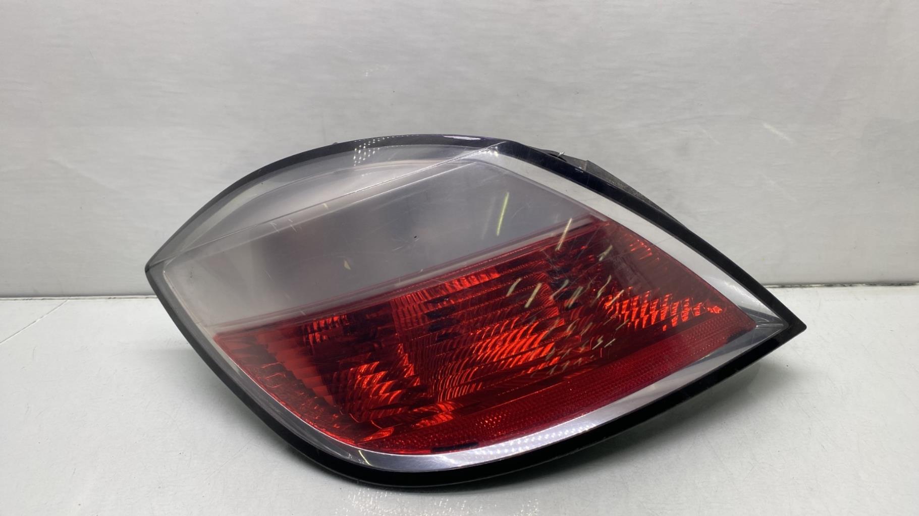 Fanale posteriore principale sinistro (luci) OPEL ASTRA H PHASE 1 Diésel - 1