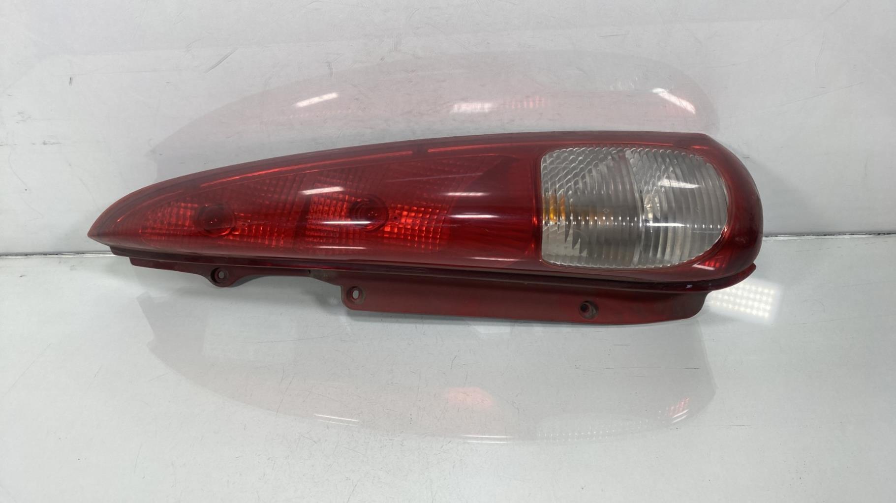Fanale posteriore principale sinistro (luci) CHEVROLET REZZO Gasolina - 1
