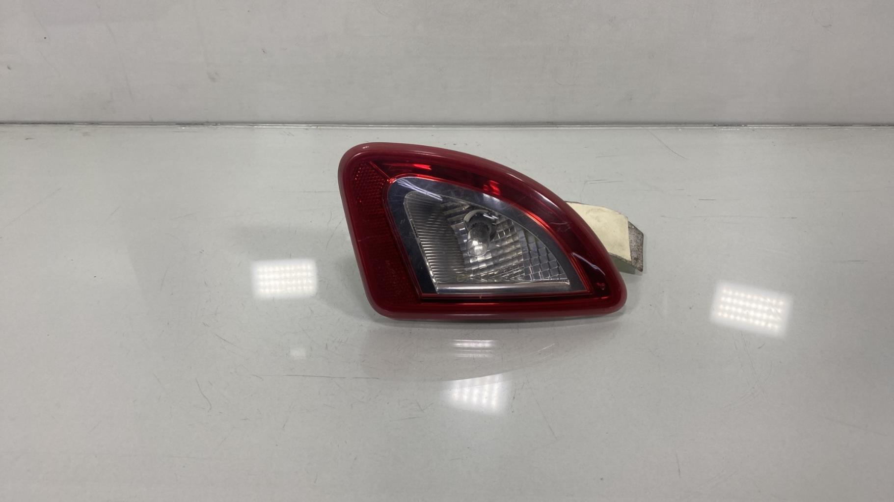 Feu arriere secondaire droit (feux) RENAULT TWINGO 2 PHASE 2 Essence - 1