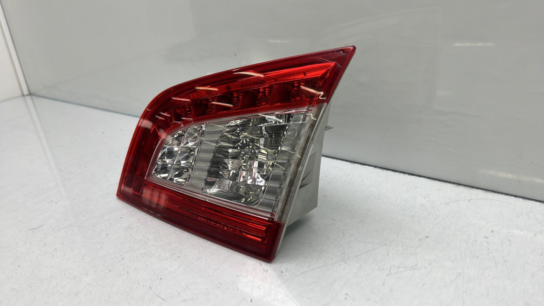 Gruppo ottico posteriore secondario destro (luci) PEUGEOT 508 1 SW PHASE 1 BREAK  - 1