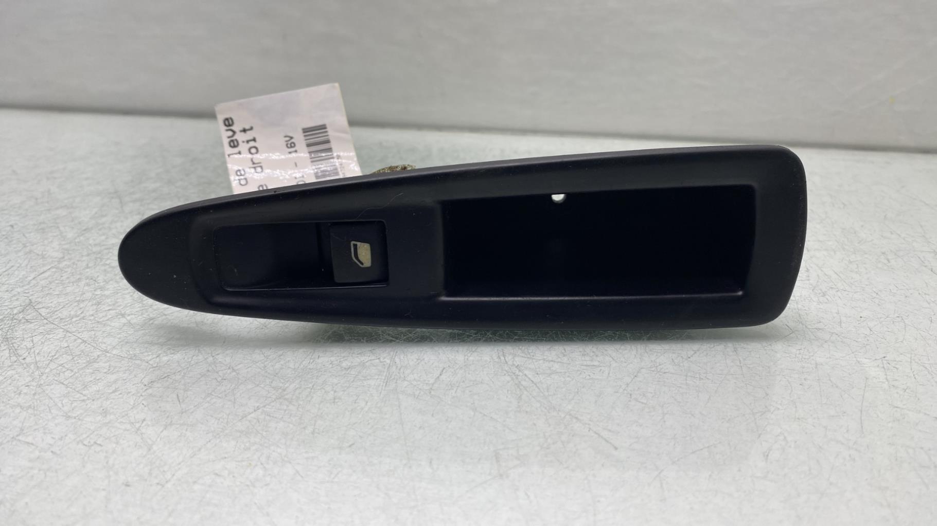 Interruttore lavacristalli posteriore destro CITROEN C4 1 PHASE 1 Diésel - 1