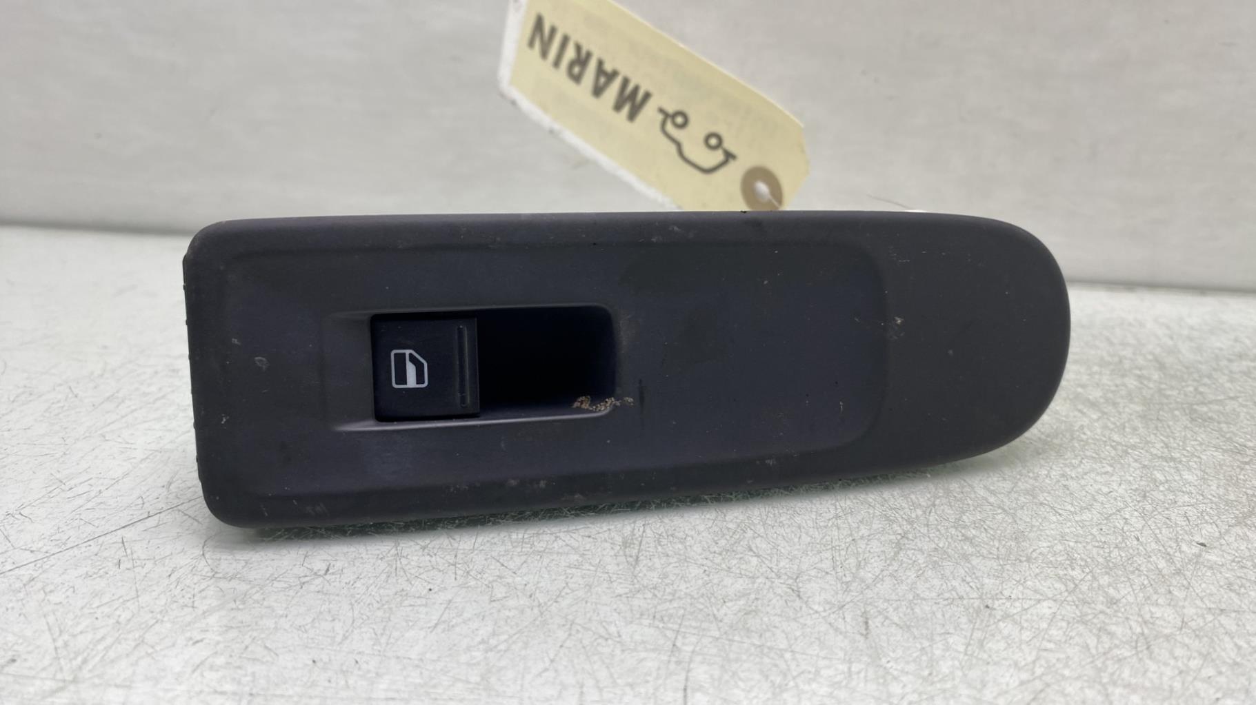 Interruttore lavacristalli anteriore destro VOLKSWAGEN GOLF 6 Diésel - 1
