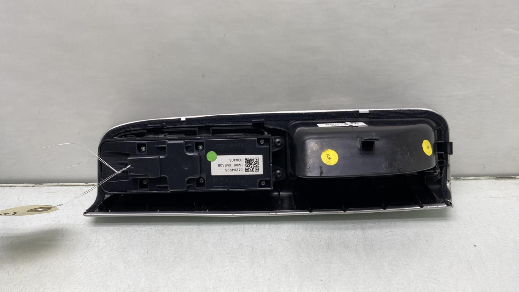 Interruttore lavacristalli anteriore sinistro VOLVO C 30 PHASE 2 Diésel - 1